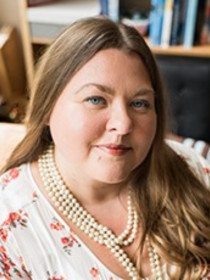Carla Pfeffer Headshot