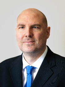 Alessandro Braga Headshot