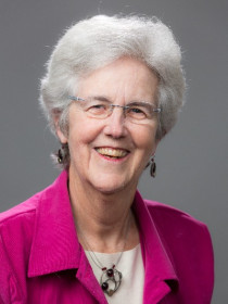 Helen Ladd Headshot