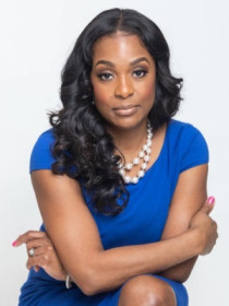 Cheron Davis Headshot
