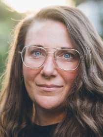 Profile picture for user HilaryThibodeau