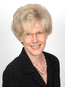 Caroline Tuohy Headshot